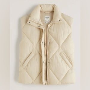 Abercrombie & Fitch puffer vest